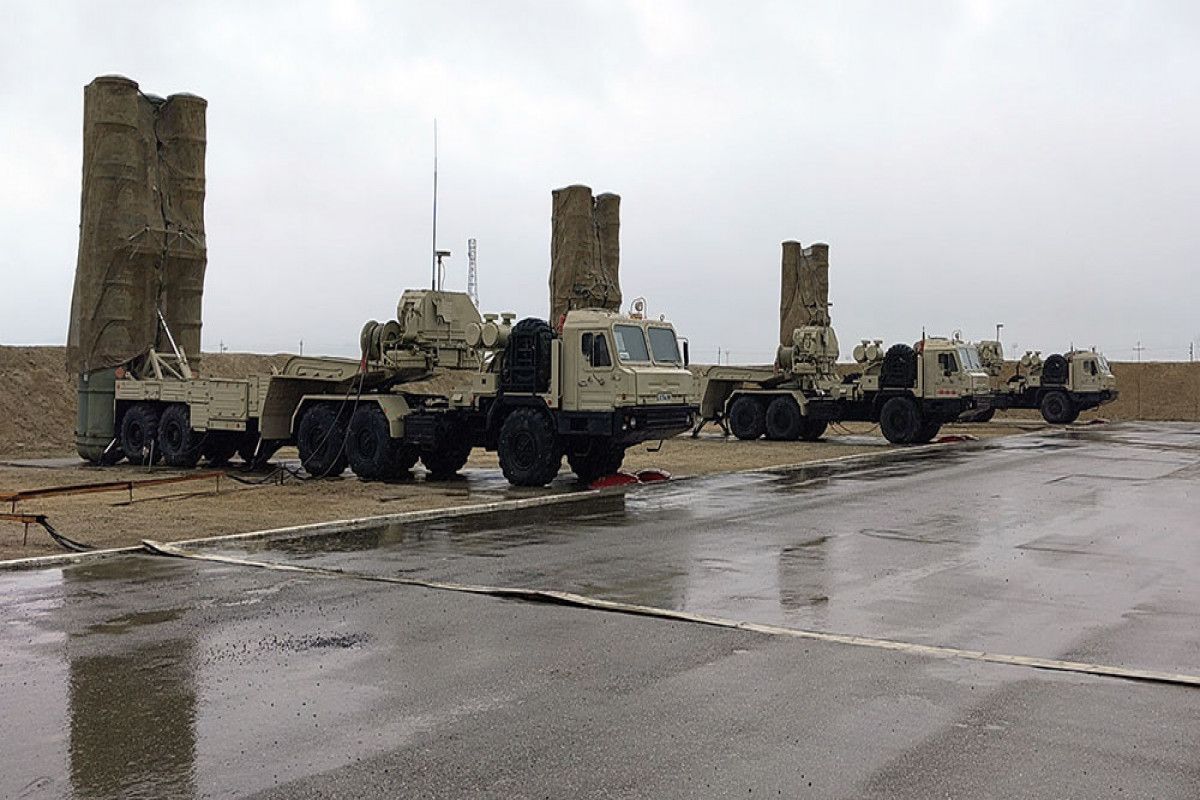  S-300 raketləri döyüşə hazır vəziyyətə gətirildi - VİDEO 