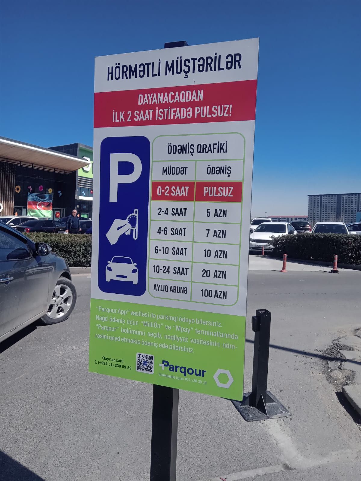 Marketlərdə parkinq pullu oldu - 100 manat... 