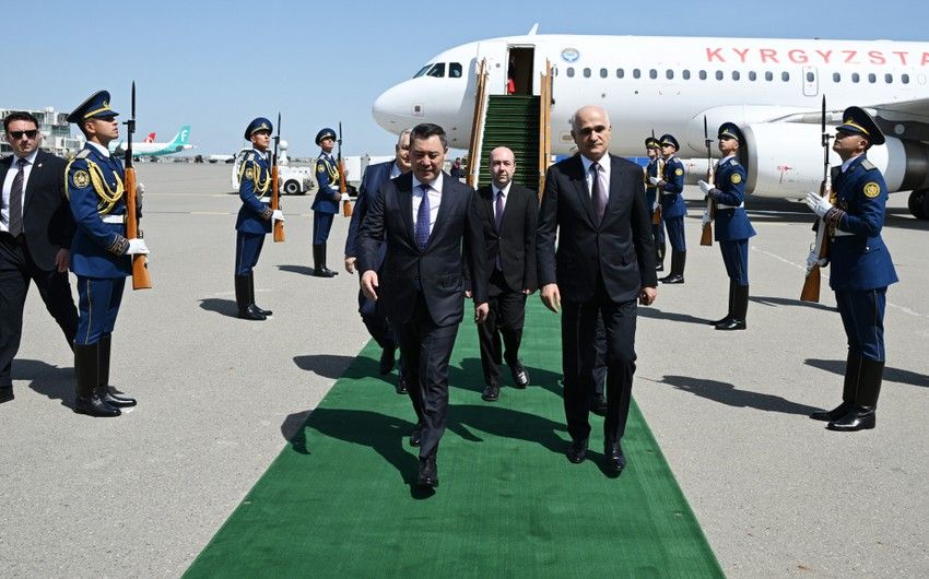 Qırğızıstan Prezidentinin rəsmi qarşılanma mərasimi oldu -  Yenilənib