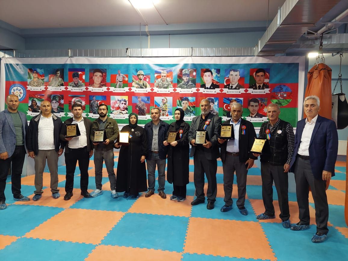 Şəhidin xatirəsinə həsr olunan kikboksinq turniri keçirildi - FOTO Şəhidin xatirəsinə həsr olunan kikboksinq turniri keçirildi - FOTO