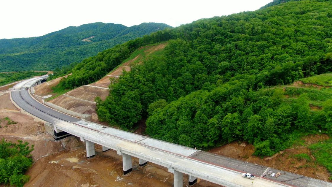 İlham Əliyev Əhmədbəyli-Füzuli-Şuşa yolundakı birinci tunelin açılışında -  Yenilənib-FOTO