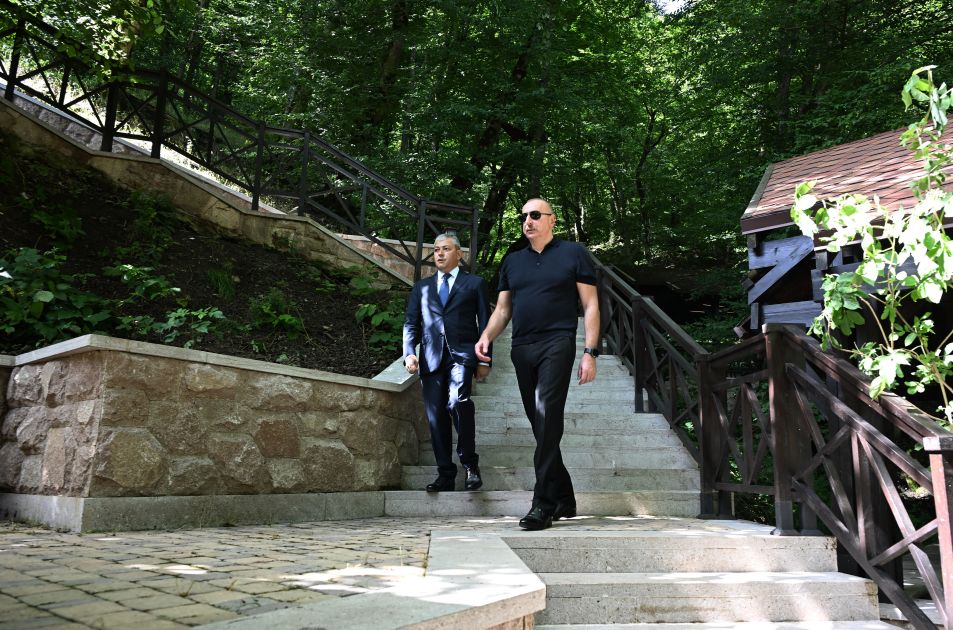 Prezident “İsa bulağı”nda çay içdi -  Yenilənib