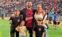 Dəhşətli zəlzələdə futbolçunun arvadı və uşaqları öldü 