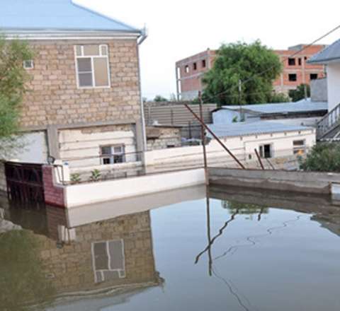 Bakının bu ərazilərində heç vaxt kanalizasiya olmayıb 