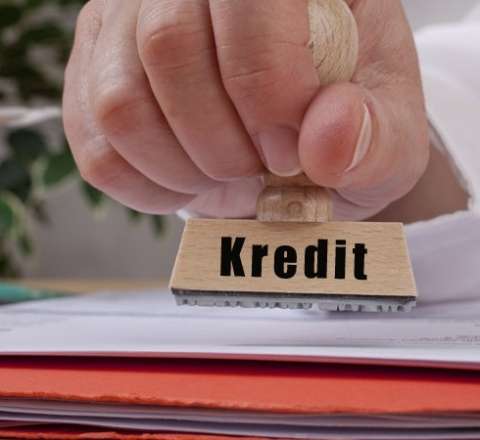Deputatdan kreditlərlə bağlı vacib AÇIQLAMA: Faiz “tələsinə” son qoyulur?.. - FOTO