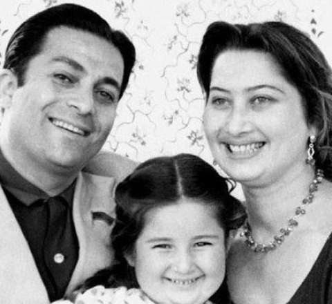 Şərif Ağayar Rəşid Behbudova görə üzr istədi 