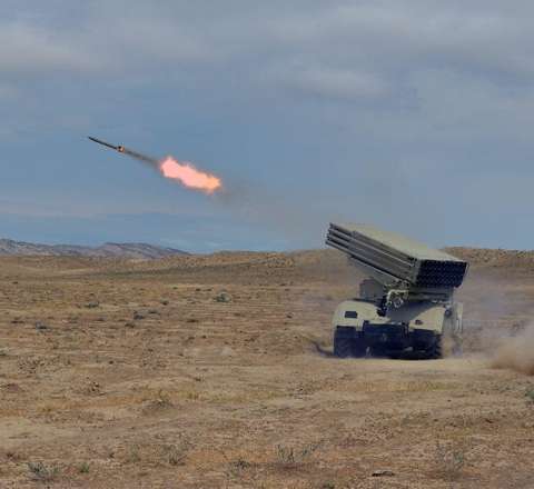 Pakistan Əfqanıstana zərbələr endirdi 