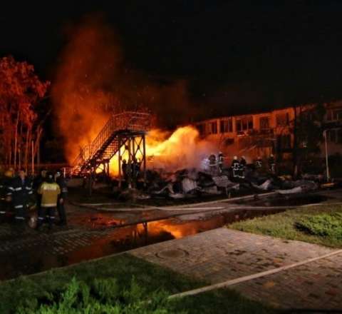 Rusiyadan Odessanın 2 limanına zərbə: Ölən və yaralananlar var 