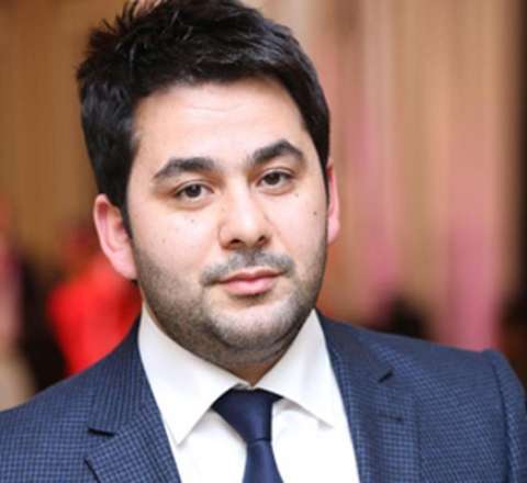 Samir Piriyev həyat yoldaşı haqda: Qızları özü gətirib, "hamısı ilə yaxın ol", - dedi... - Video 