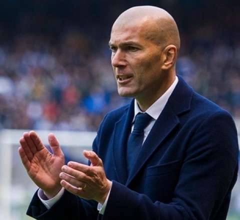 Zidan Fransa futbol yığmasının baş məşqçisi təyin olunub 