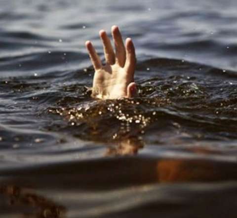 Bulvarda həyəcanlı anlar: Dənizdə batan şəxs… - VİDEO 