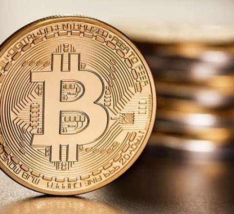 “Bitcoin” 83 min dollara düşdü – Kriptovalyuta bazarı çökməkdə davam edir  