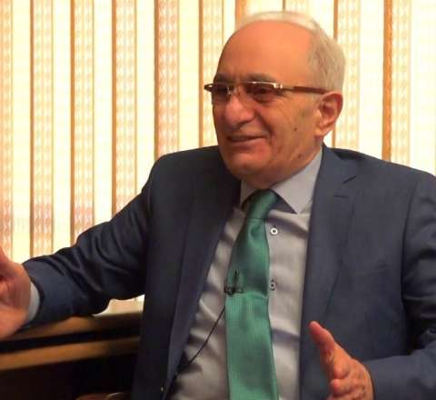 “Hicab dinin vacib şərti deyil” Dini Komitənin sabiq sədrindən qalmaqallı açıqlama