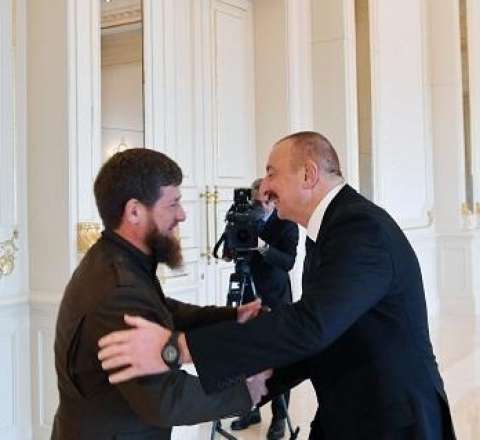 Ramzan Kadırov İlham Əliyevi təbrik etdi 