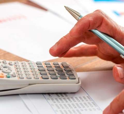 ​Məzuniyyət vaxtı üçün əməkhaqqı necə hesablanır? 