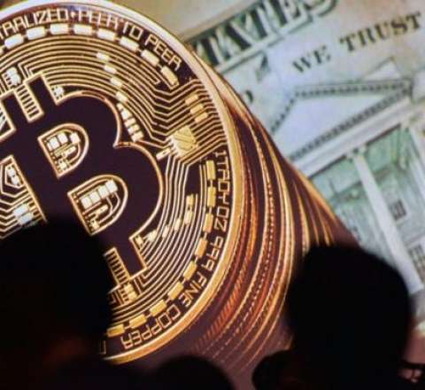 Bitkoin 91 min dollar həddini keçdi 