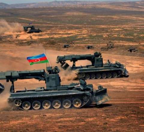 Aprel qələbəsindən  10 il ötür