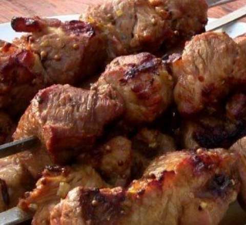 Bakıda məşhur məkanda kabab at ətindən bişirilirmiş - FOTO 