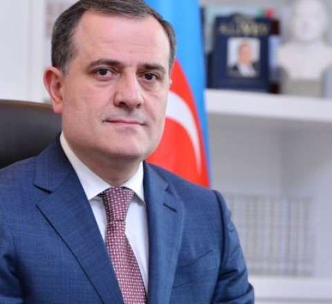 Bayramov Lavrovla telefon danışığı etdi 