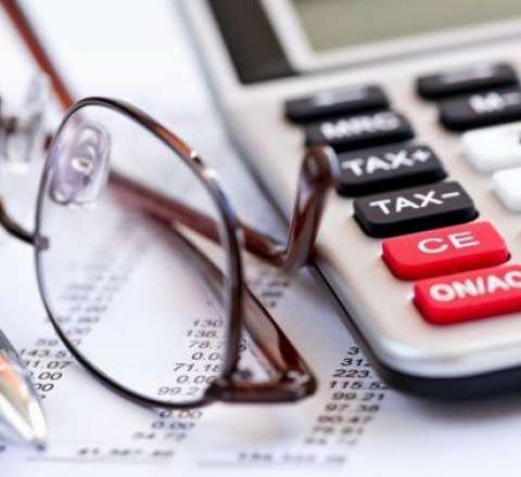 Bu şəxslər vergi və gömrük rüsumlarından azad edilir 