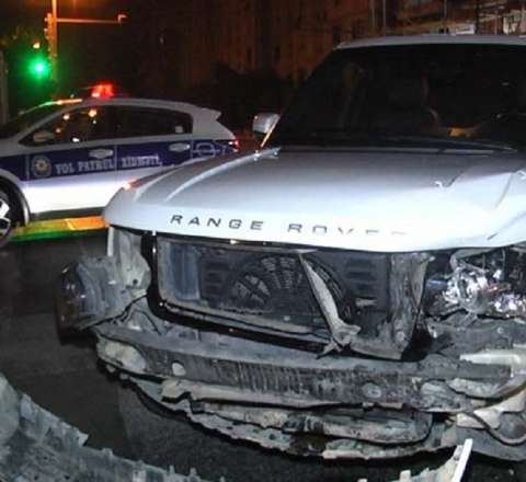Bakıda "Range Rover" ağır qəza törətdi: ölən var 