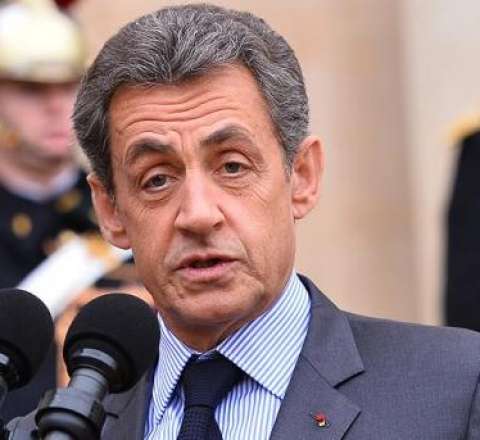 Sarkozi Makrondan əfv diləməyəcək  