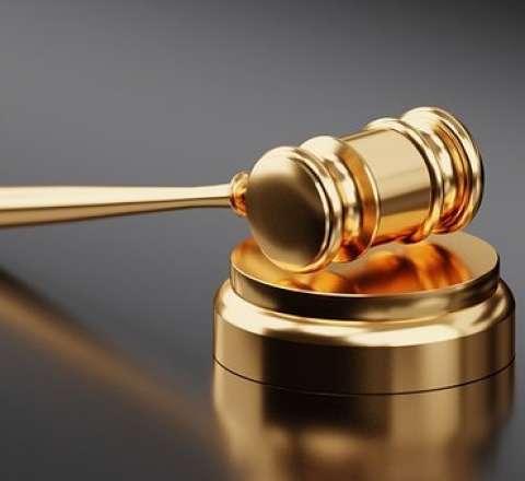 İki qadını öldürən sürücüyə cəza verildi 