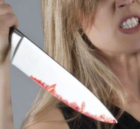 Bakıda bıçaqlanan ata öldü - 15 yaşlı qızı saxlanıldı 