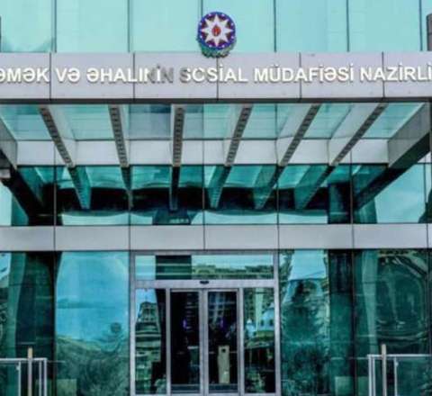 Əmək və sosial müdafiə sahəsində görülən işlər və builki hədəflər müzakirə edildi 