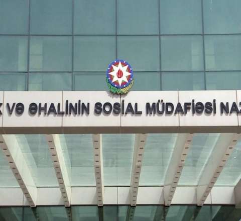 "Votsap"dan edilən iş elanları ilə bağlı - XƏBƏRDARLIQ 