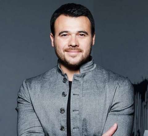 Emin Ağalarovun Rusiyadakı restoranları bağlandı 
