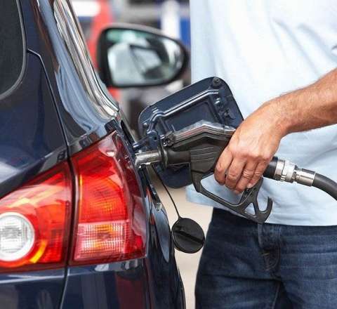 Benzin 5, dizel 10 qəpik bahalaşdı - Yanvarın 1-dən... 