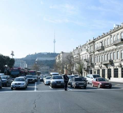Xocalı soyqırımı qurbanlarının xatirəsi bir dəqiqəlik sükutla yad edildi 