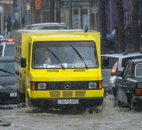 Maşını olanların nəzərinə - Yağışdan sonra bunu mütləq edin 