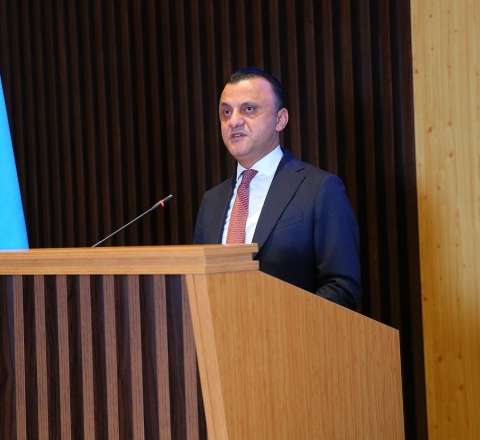 TƏBİB rəhbəri narazı stamotoloqları qəbul edəcək 