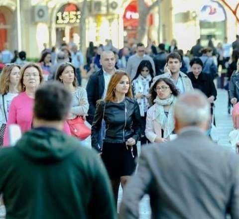 Bakı əhalisinin nəzərinə: İş vaxtları dəyişir, kimlərə təsir edəcək? 