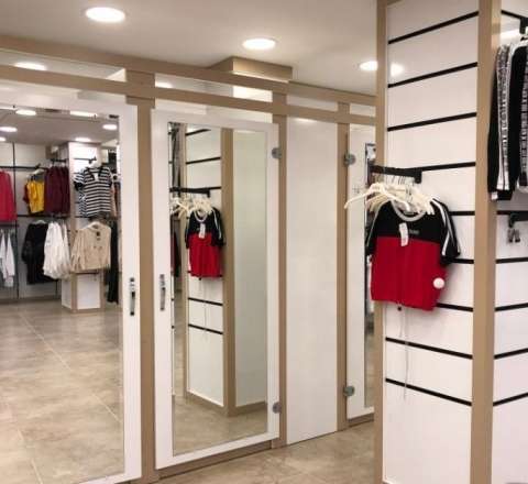 Bakıda bu "Mall" bağlanır 