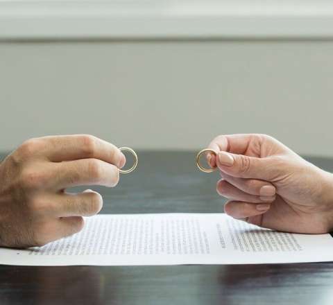 Vasif Məhərrəmlidən təklif: “Boşanmalar gizlədilsin, pis təsir edir” 