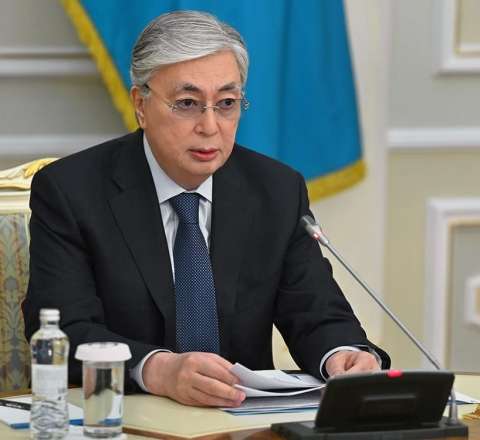 Tokayev və Paşinyanla sülh bəyannaməsini müzakirə etdi 