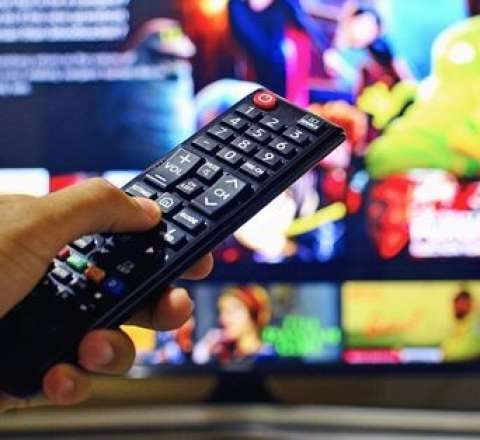 İsrail İranın dövlət televiziyasını partlatdı -  VİDEO