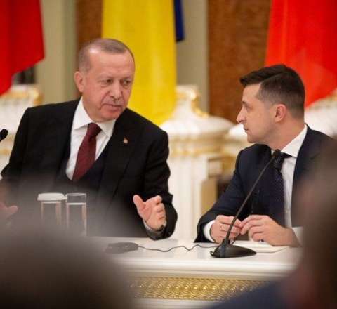 Azərbaycan səfirliyinin binasının vurulmasını Ərdoğanla müzakirə etdik - Zelenski 