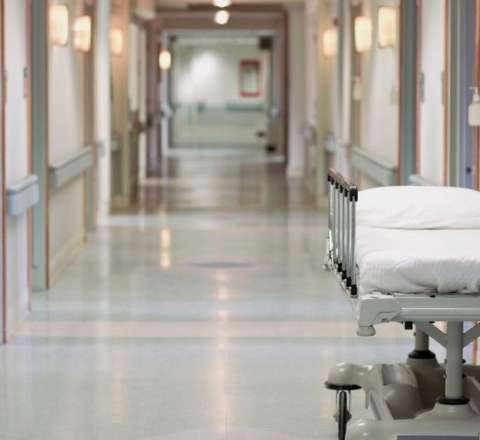 Xəstəxanalar onlayn randevu sisteminə keçəcək 