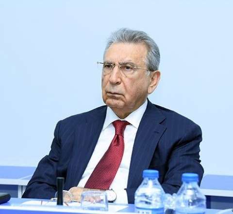 Daha bir məşhurun adı Mehdiyevlə birgə çəkildi – Bu nazirlik hədəfdə 