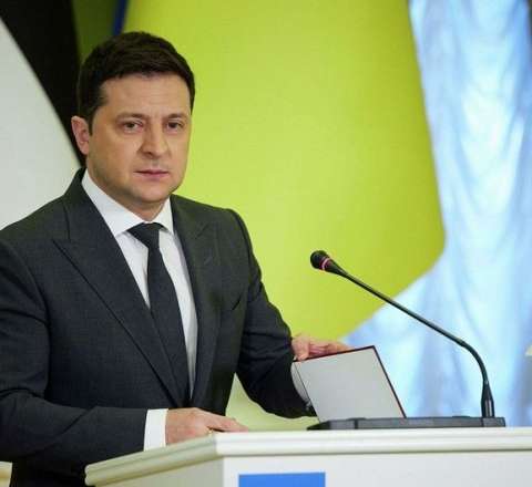 Zelenski atəşkəsi uzatmağı təklif etdi 