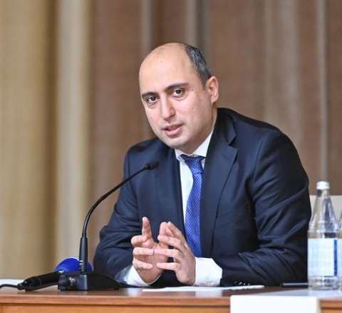 Repetitorluğu ləğv etmək... -  Emin Əmrullayev