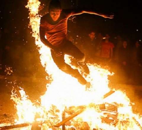Mingəçevirdə bayram tonqalı yanğına səbəb oldu 