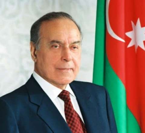 Heydər Əliyevin vəfatından 22 il ötür 