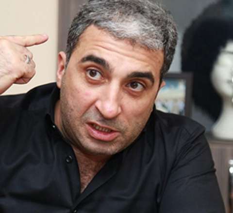 Rafael İsgəndərovdan Qurbanovla bağlı səhnəciyə - Münasibət 