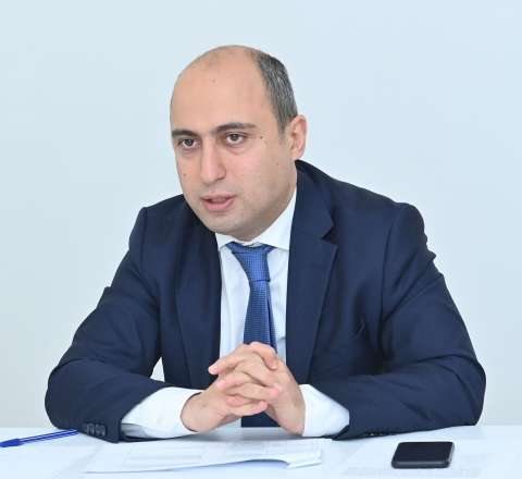 Emin Əmrullayevdən onu müdir təyin ETDİ
