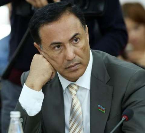 Elman Nəsirov, hansı haqla bu millətə vəkillik edirsiniz? 